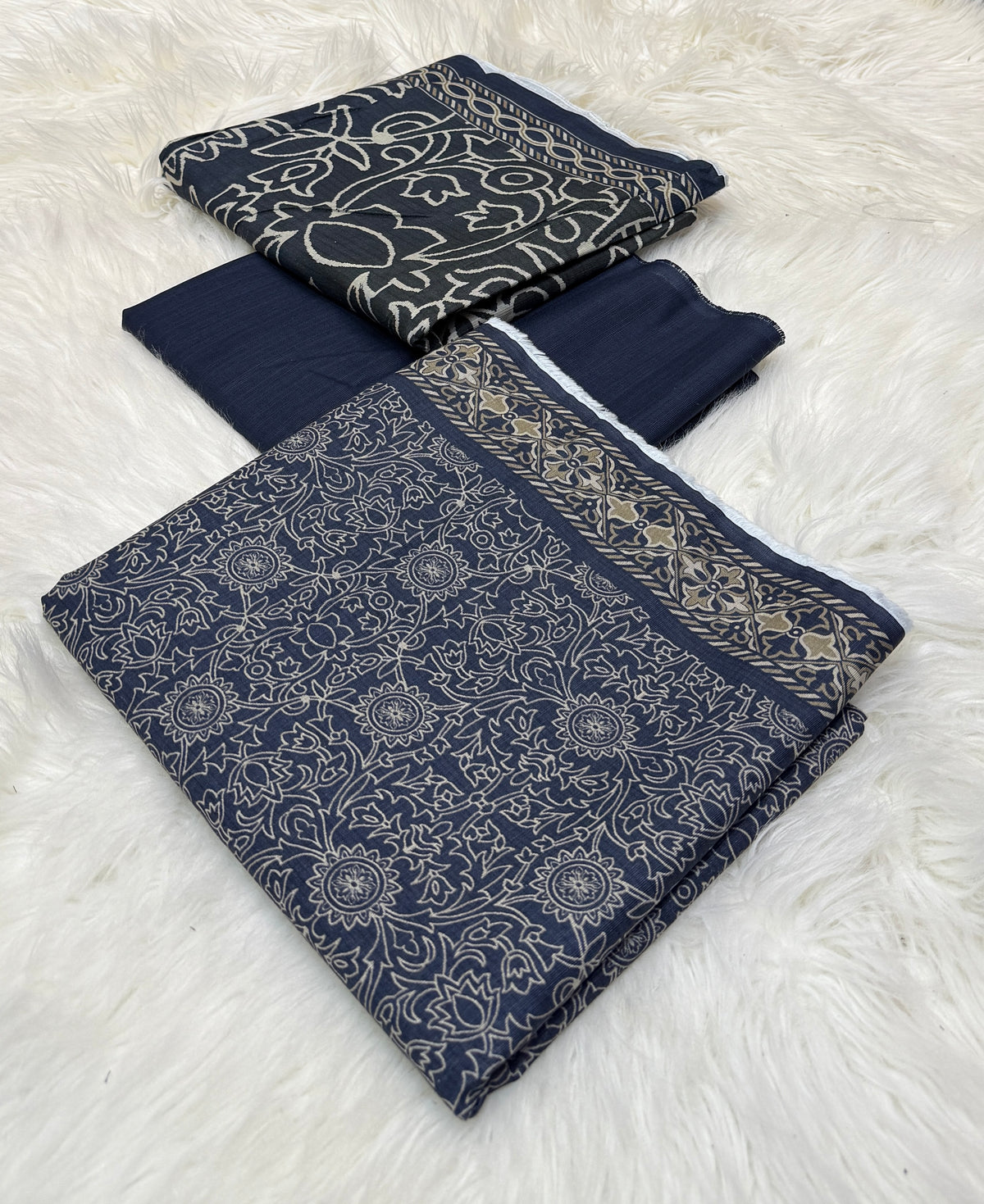 Bin Saeed Original 3pc Printed Khaddar (AT- 2036)