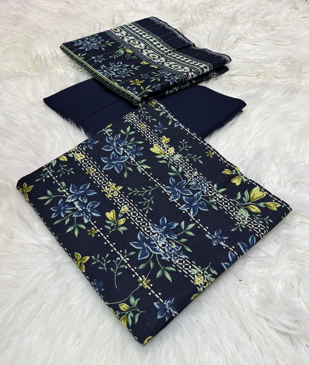 Bin Saeed Original 3pc Printed Khaddar (AT- 2031)