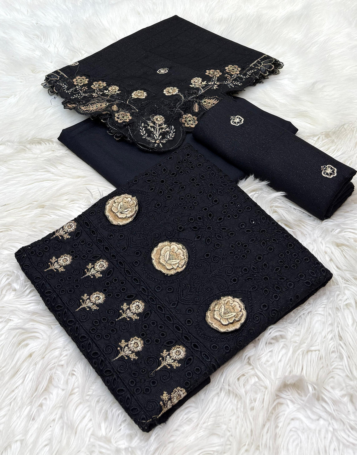 Bareeza Embroidery | Dhanak | 3-PC |